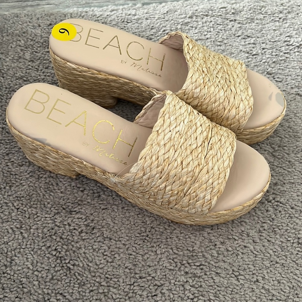 Cute summer sandals!